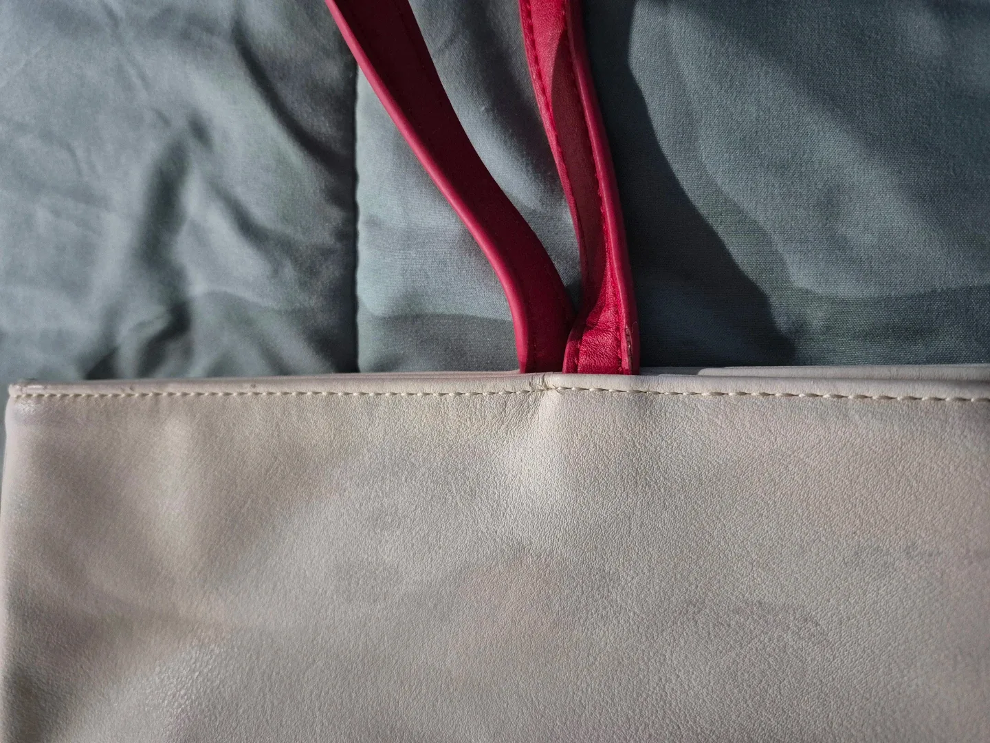 Danielle Nicole White & baby blue Colorblock Tote Handbag image indicator(2)