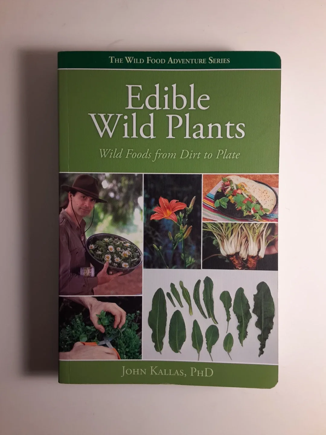 Edible Wild Plants - Wild Food Aventure Series