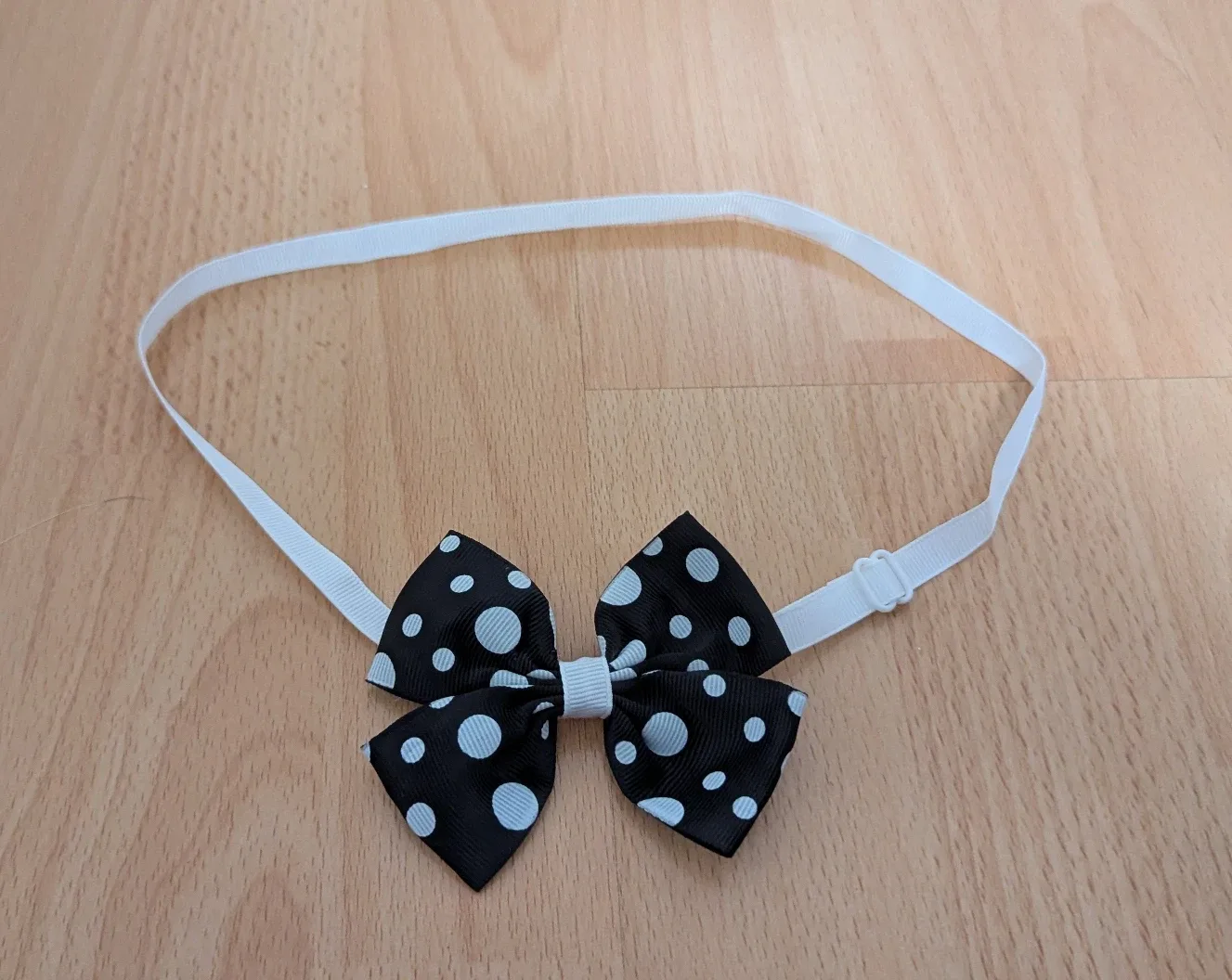 Polka Dot Dog Bow Tie - Black & White