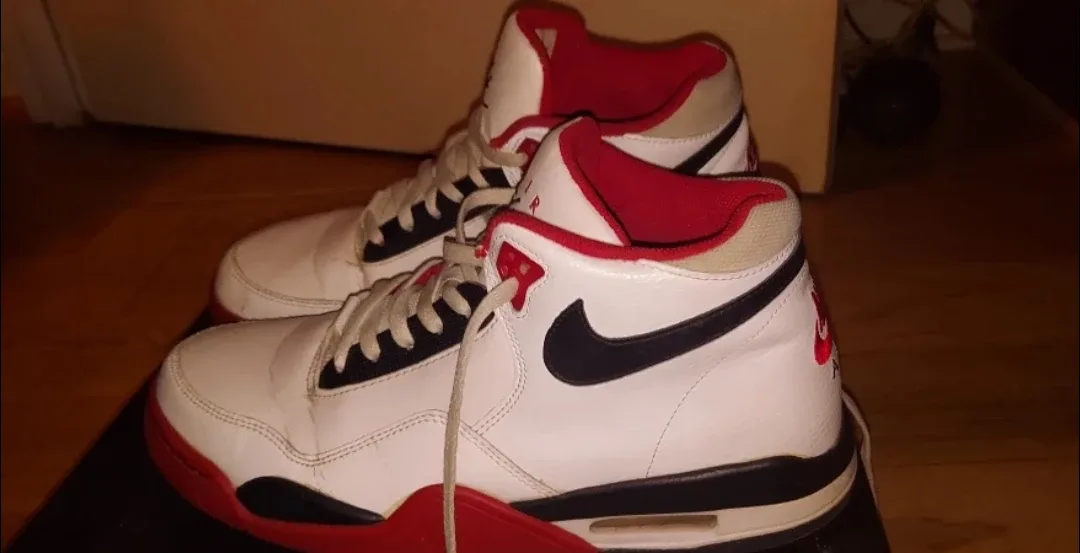 Nike Air Flight 89 Size 9.5 image indicator(8)