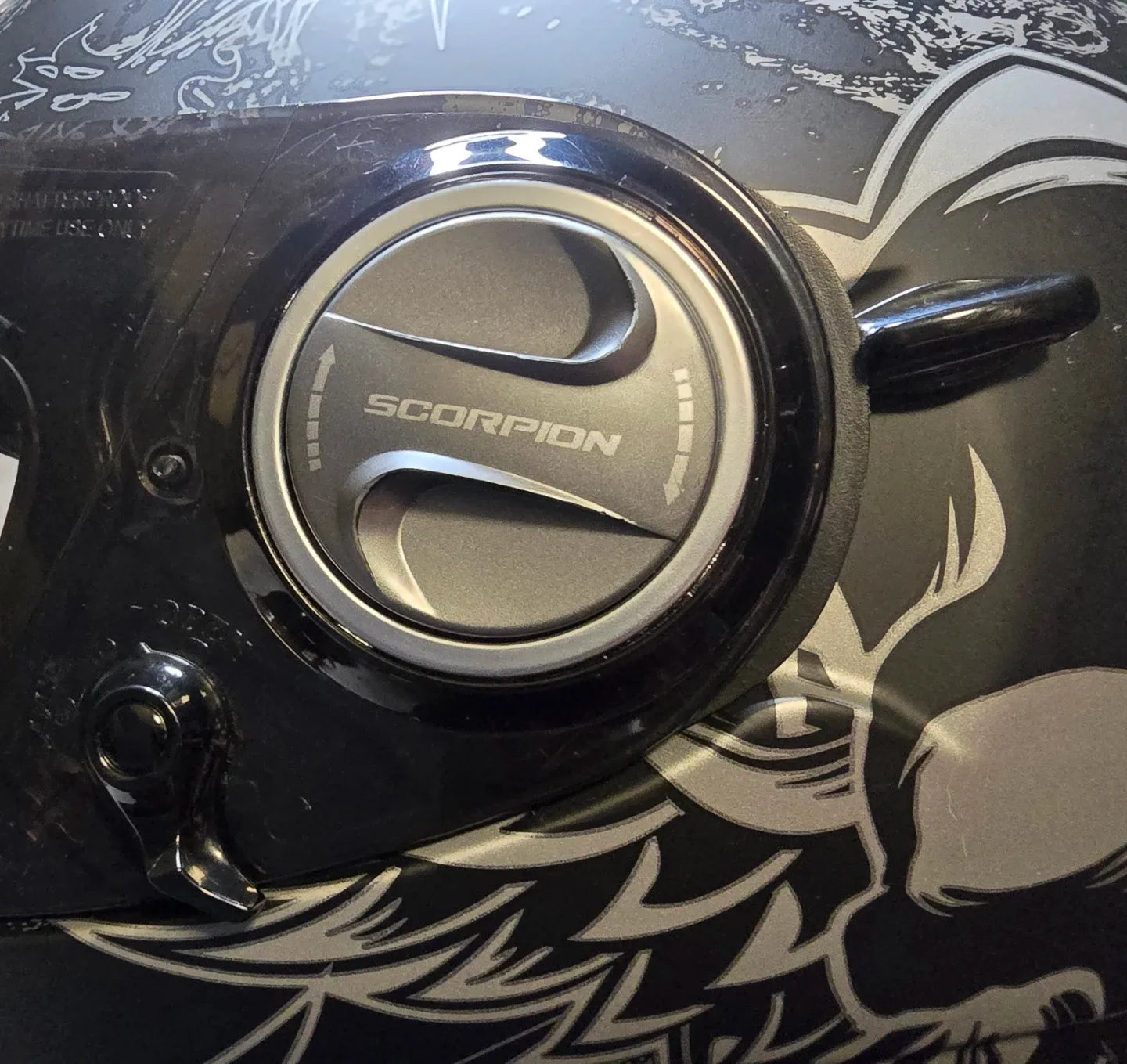 Scorpion Motorcycle Helmet - Size L image indicator(6)