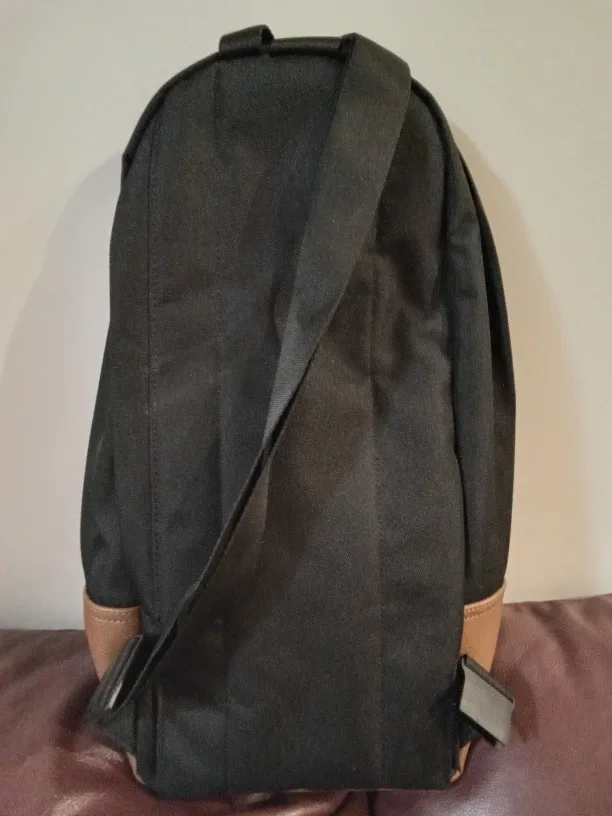 Herschel Black Backpack image indicator(5)