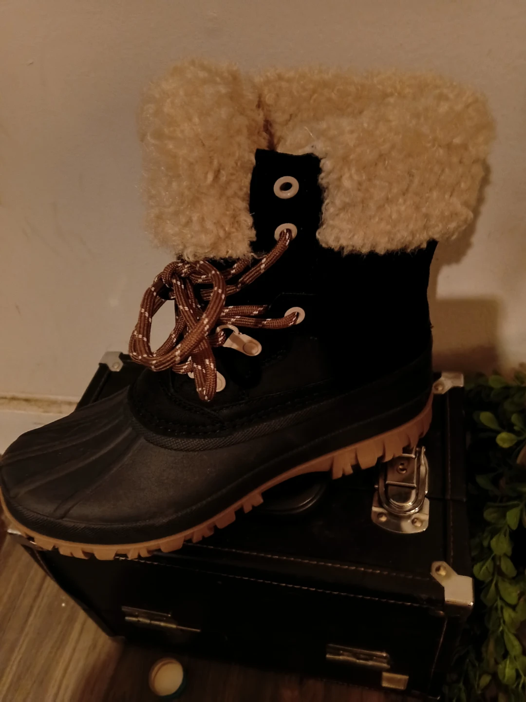 Woman's Winter Boots - Size 7