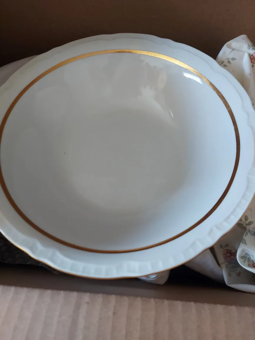 Plates - 14 Large, 5 Soup, 14 Small, Oval