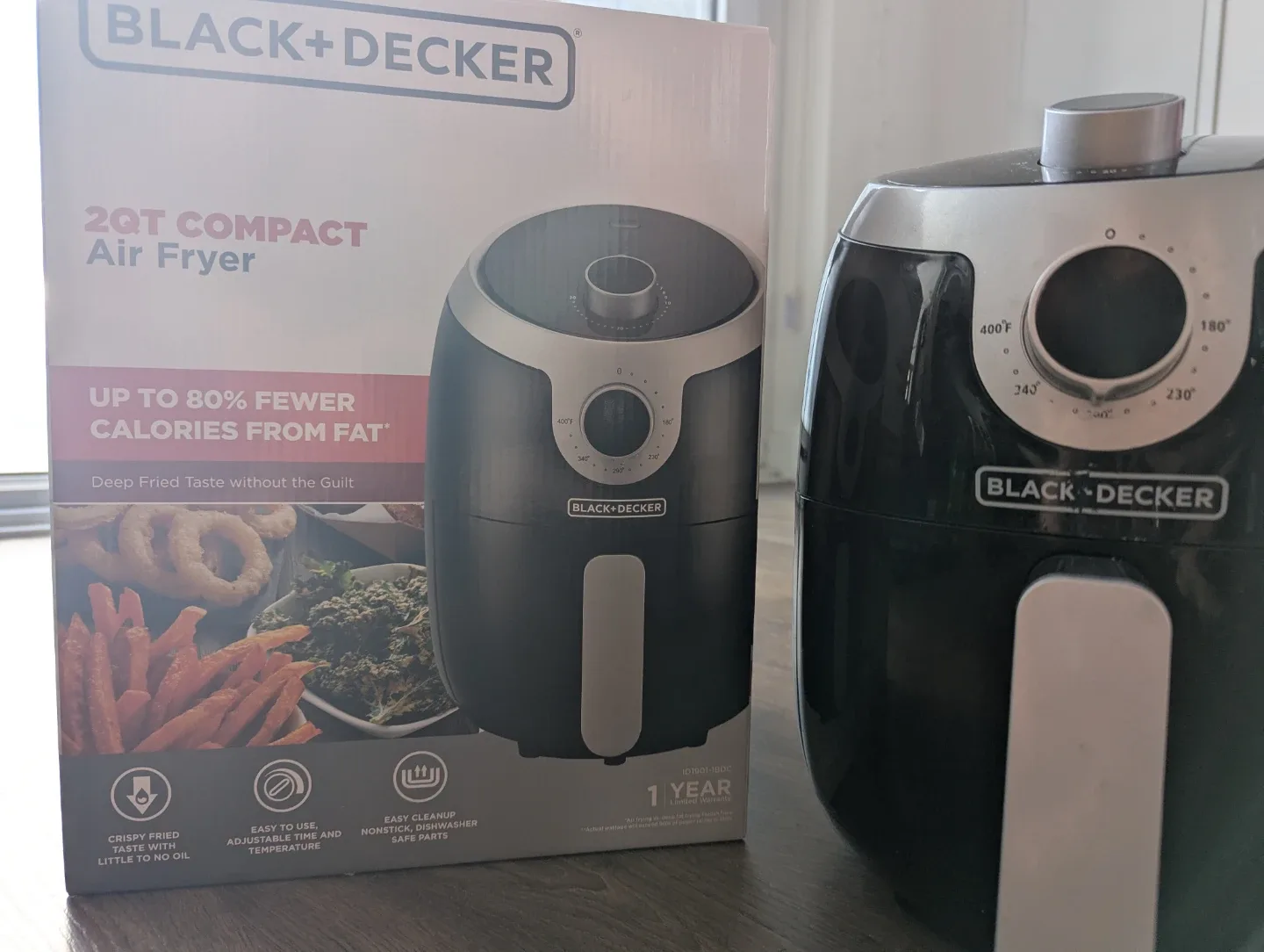 Black+Decker 2QT Compact Air Fryer image indicator(3)