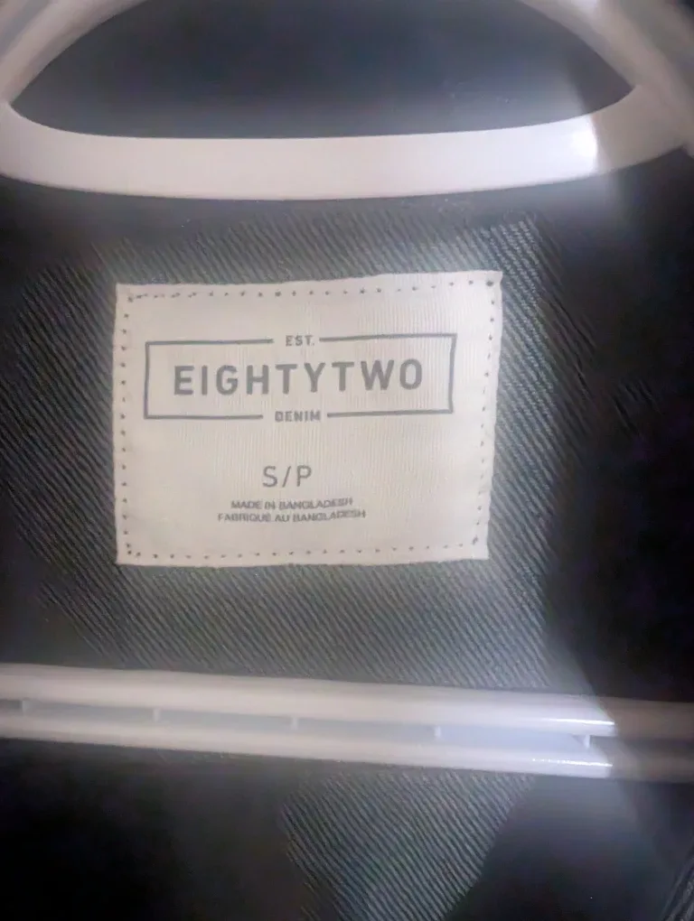 EIGHTYTWO Denim Jacket - Size S/P image indicator(2)