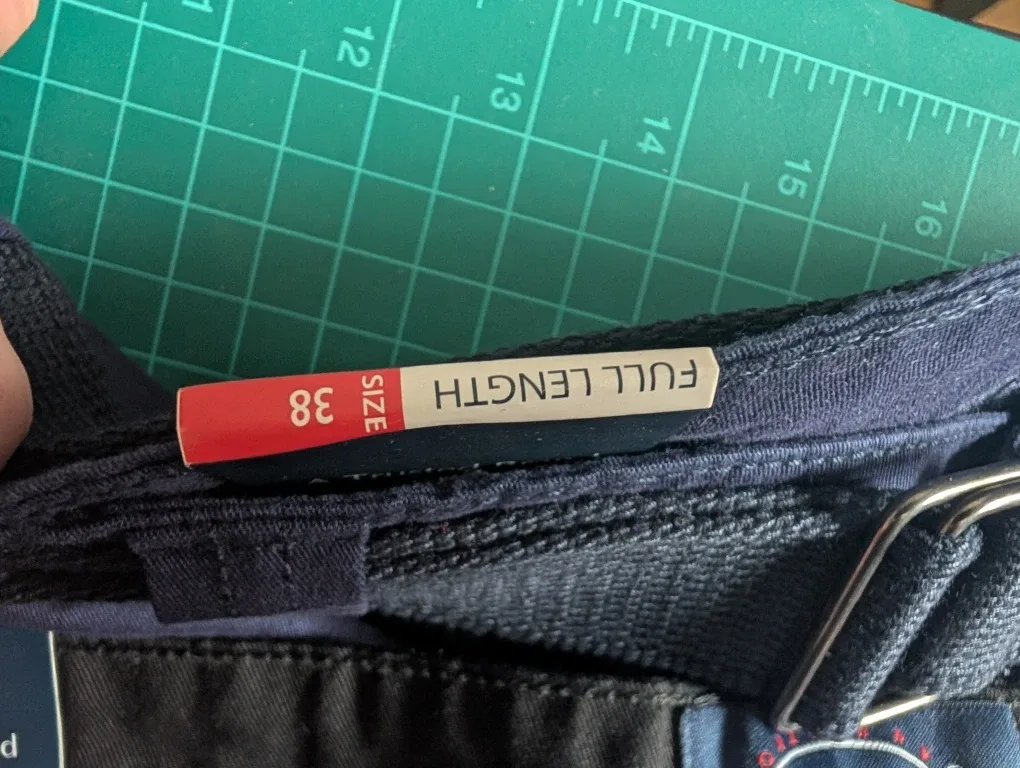 Agile & Ploreo Men's Shorts - Size 38 image indicator(3)