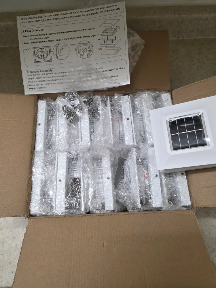 Solar Post Lights - Weaterprof Deck Lights pack of 12 New in box image indicator(8)