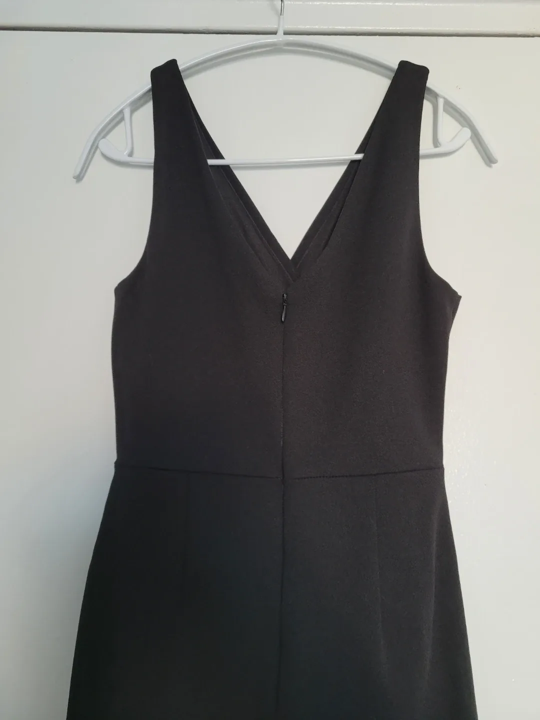 Le Chateau XS Black Asymmetrical Neckline Mini Dress image indicator(4)