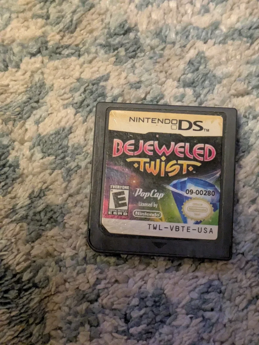 Ready 2 Rumble Boxing Round 2 & Bejeweled Twist Game Cartridge