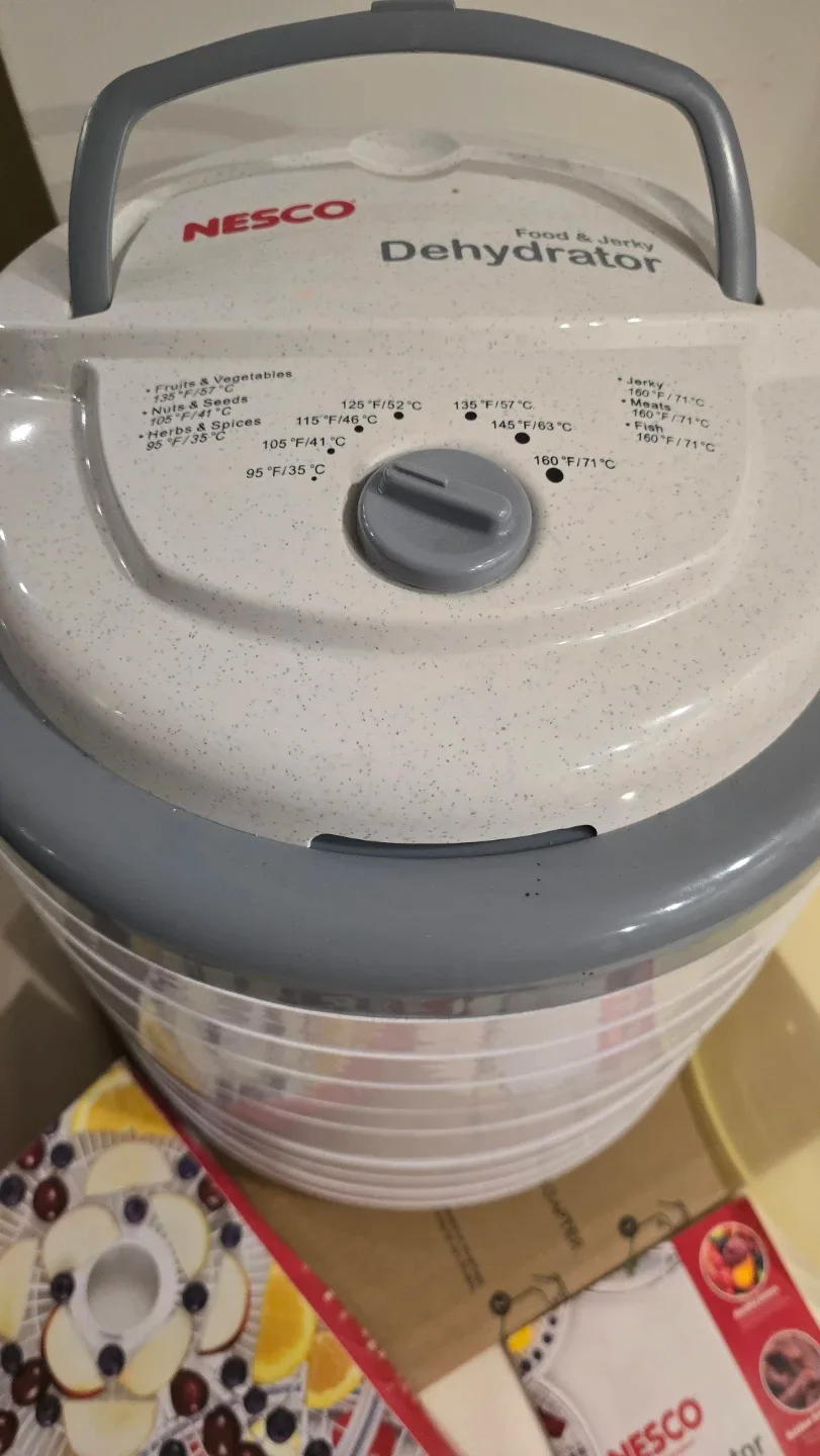 Nesco Food Dehydrator with Add-a-Tray image indicator(2)