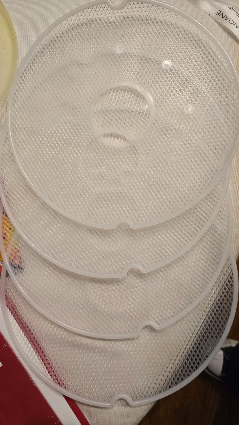 Nesco Food Dehydrator with Add-a-Tray image indicator(5)