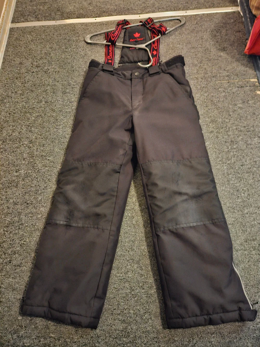 Canadiana Kids' Snowsuit Set - Size M (7/8) image indicator(4)