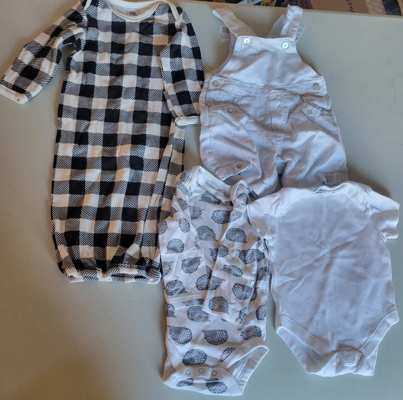 Baby Clothes Bundle - 0-6mo