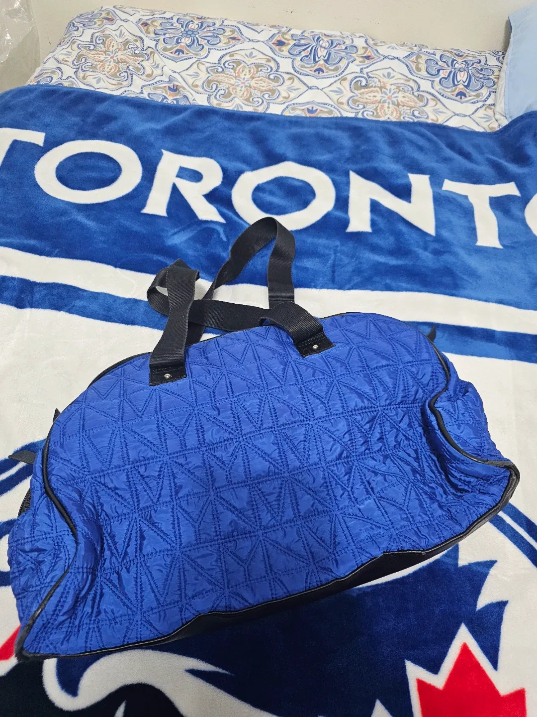 Nicole Miller New York Fitness - City Life Yoga Bag image indicator(2)