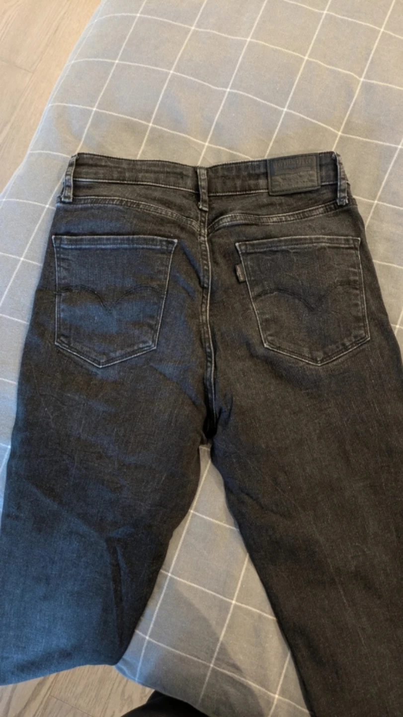 Levi's 721 High Rise Skinny Jeans - Size 29 - photo 5