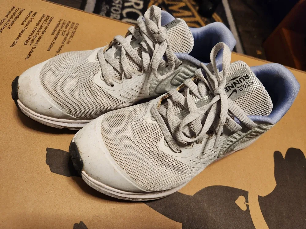 Nike Star Runner Kids' Running Shoes - Size 4Y image indicator(3)