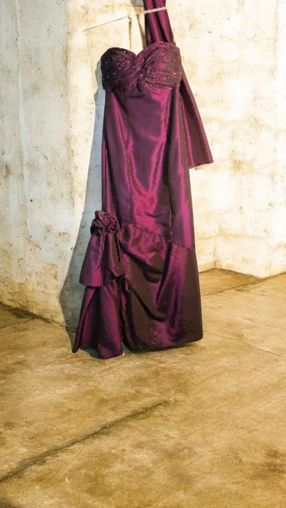 Strapless Purple Formal Dress image indicator(4)