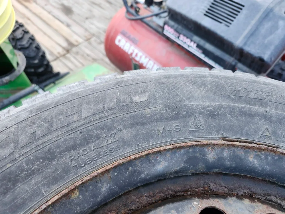 Craftsman 33 Gal Air Compressor & Snowblower image indicator(10)