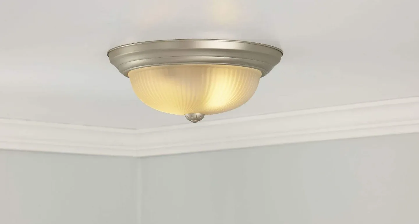 Ceiling Light + Fluorescent Lamp - Brand New in Box!! image indicator(3)