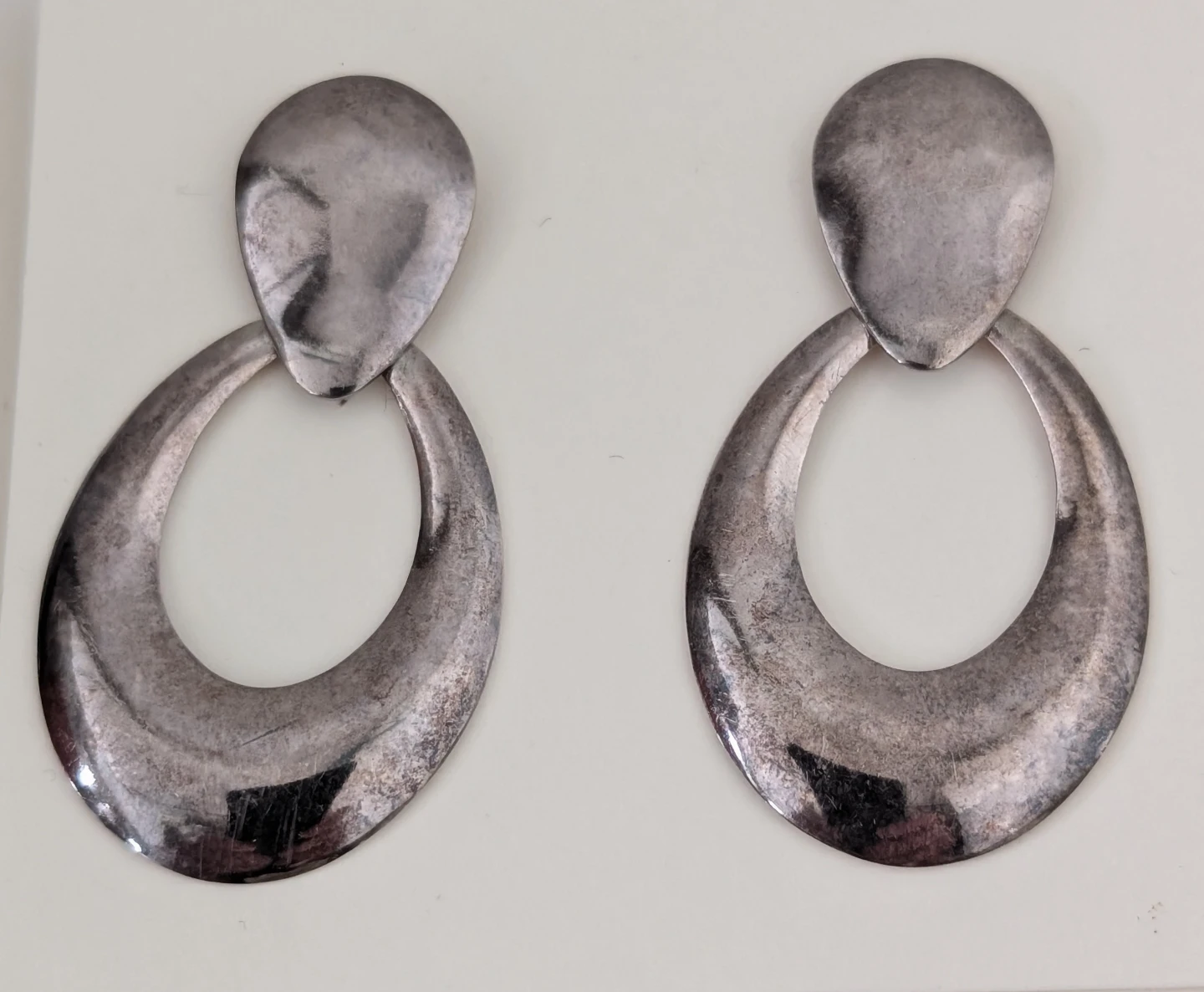 Metal pierced earrings