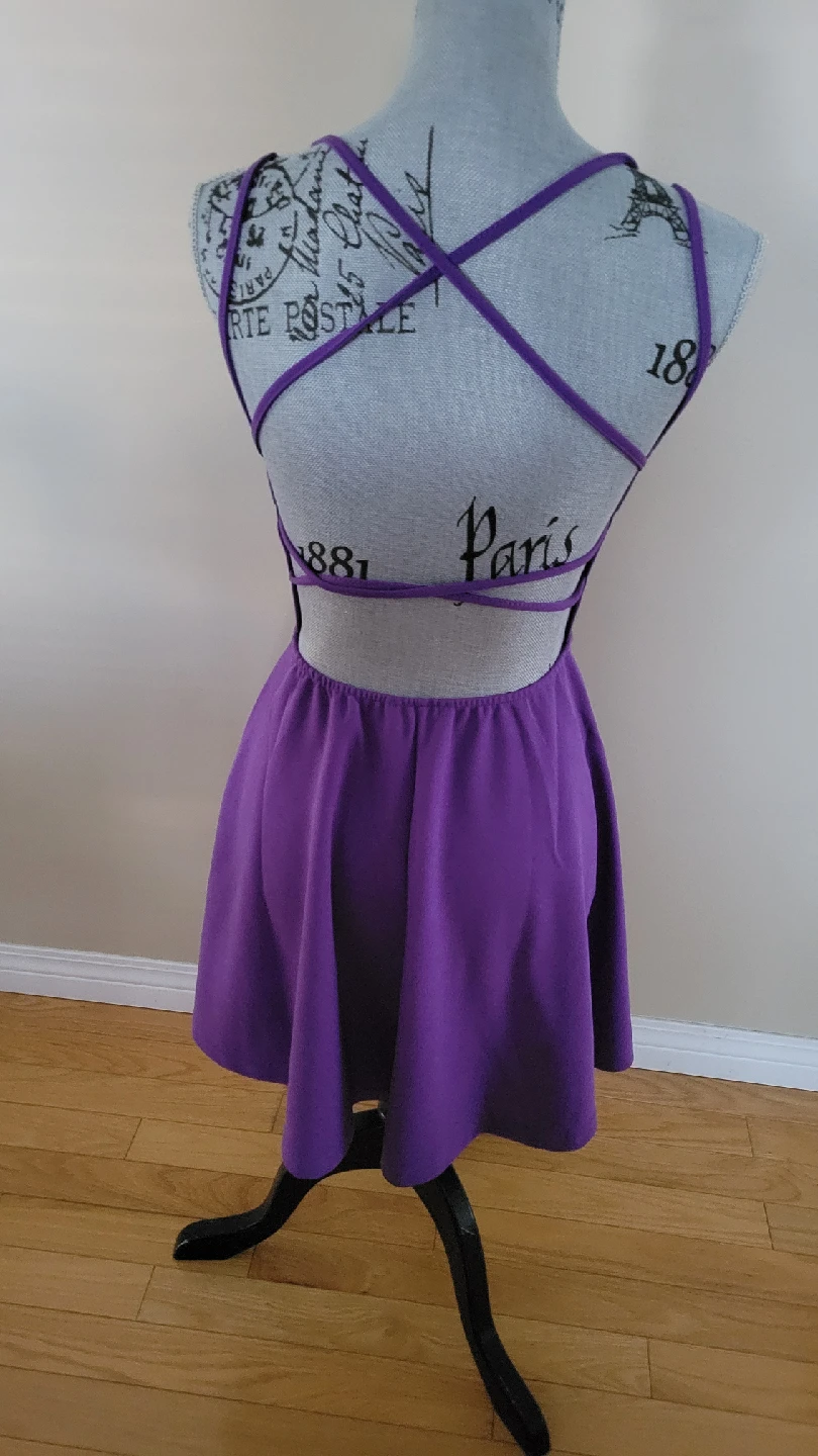 Like New Flattering Purple Mini Dress Size 2 to 4 - photo 2