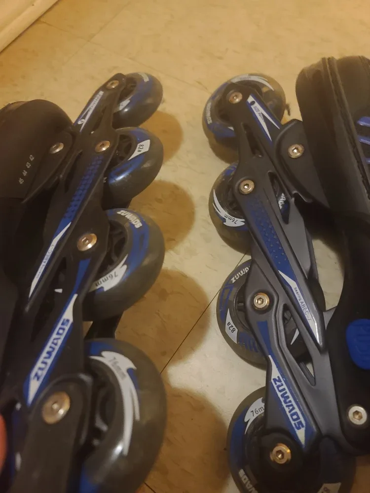 Zuwads Inline Skates - Black and Blue image indicator(3)