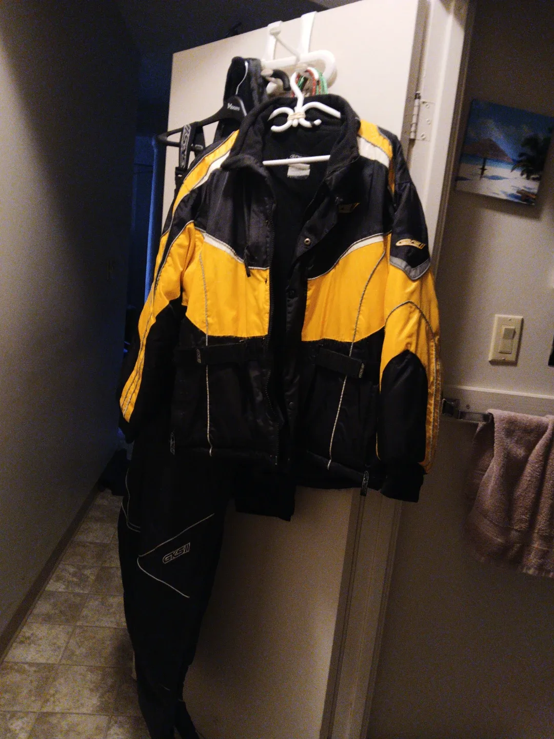 Ganka(GKS)  Snowmobile Bib  Snowpants and Jacket - Size L image indicator(3)