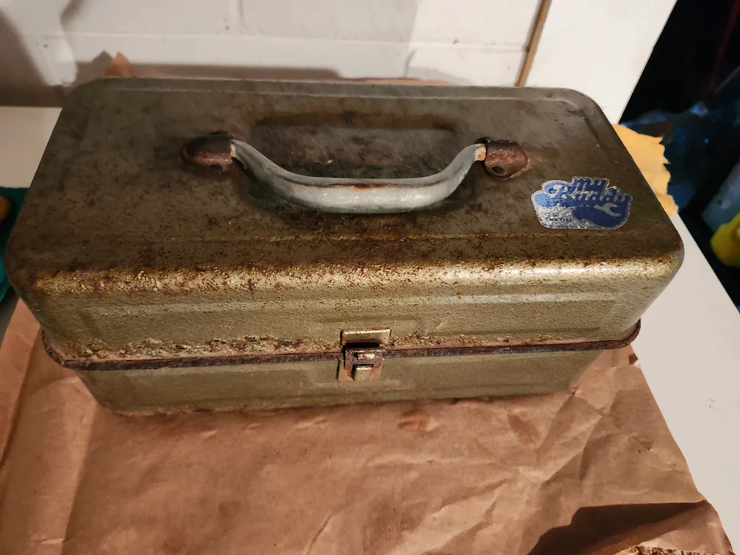 Vintage "My Buddy" fishing tackle box image indicator(3)