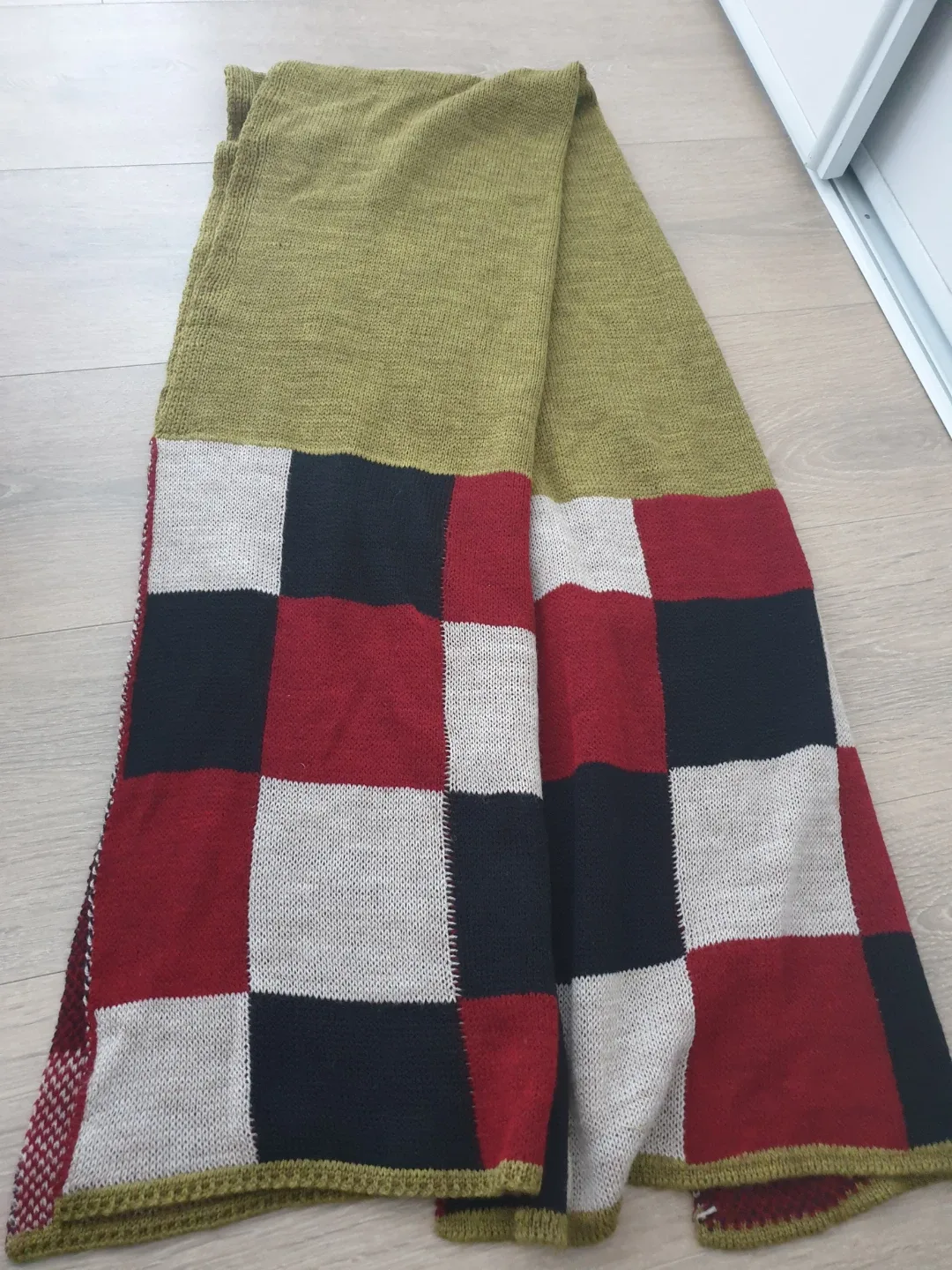 Warm Checkered Scarf - Green, Red, Black, White