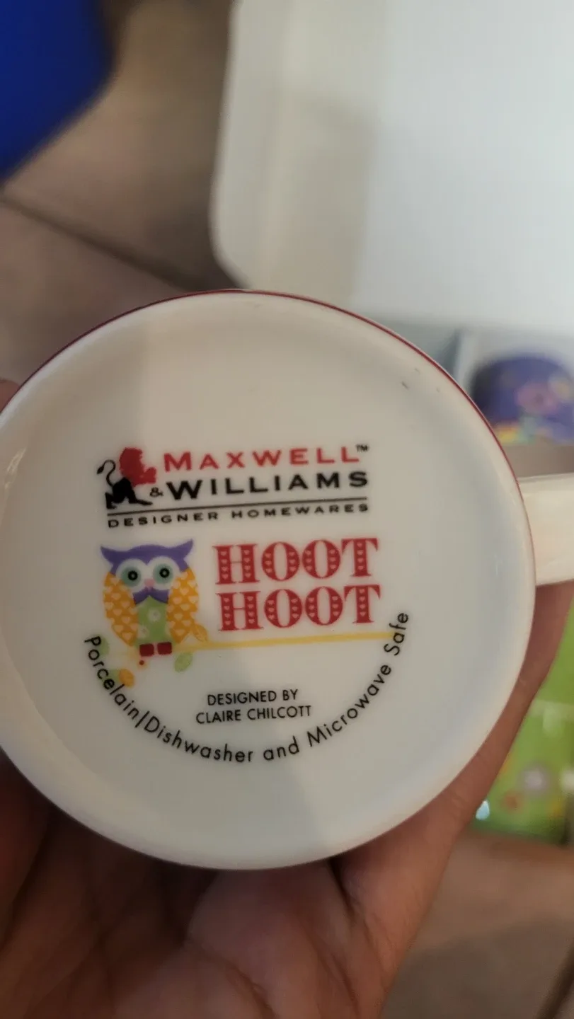 Maxwell & Williams Hoot Hoot Set of 4 Mugs - New image indicator(3)