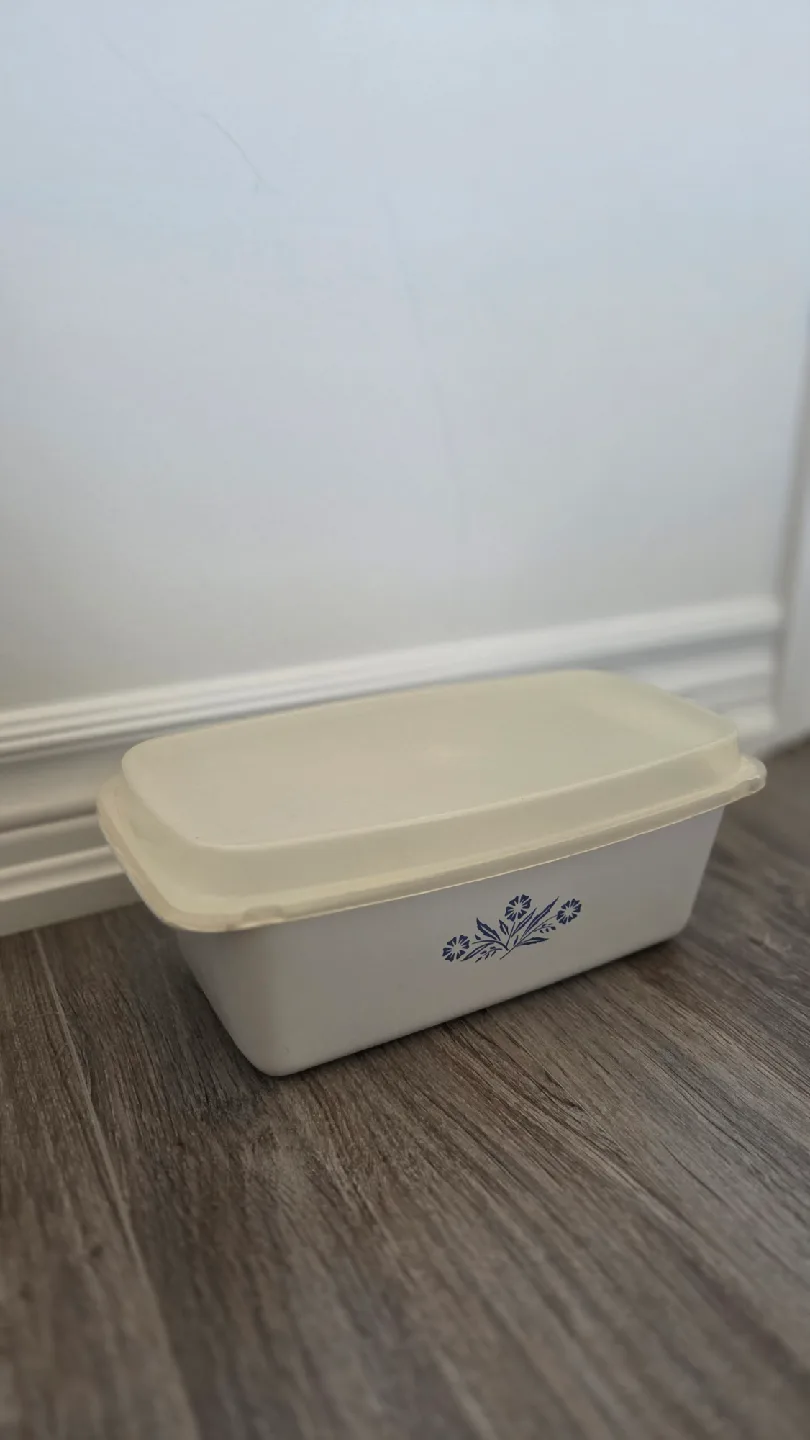 Vintage CorningWare Loaf Pan with Lid image indicator(2)