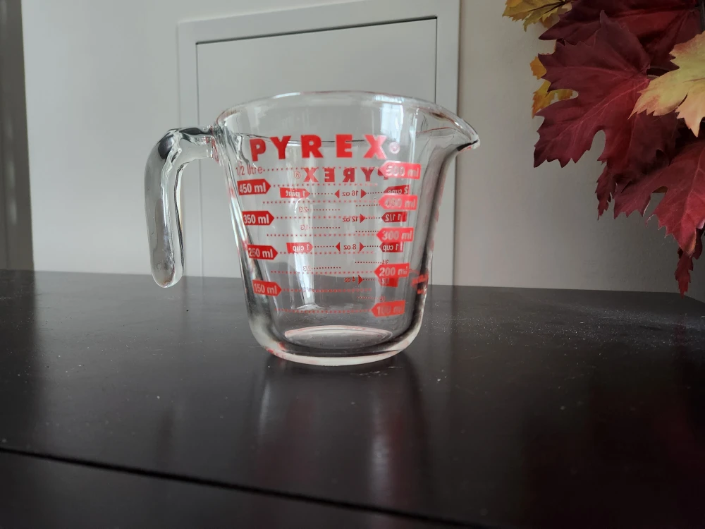 Pyrex Measuring Cup - 500ml