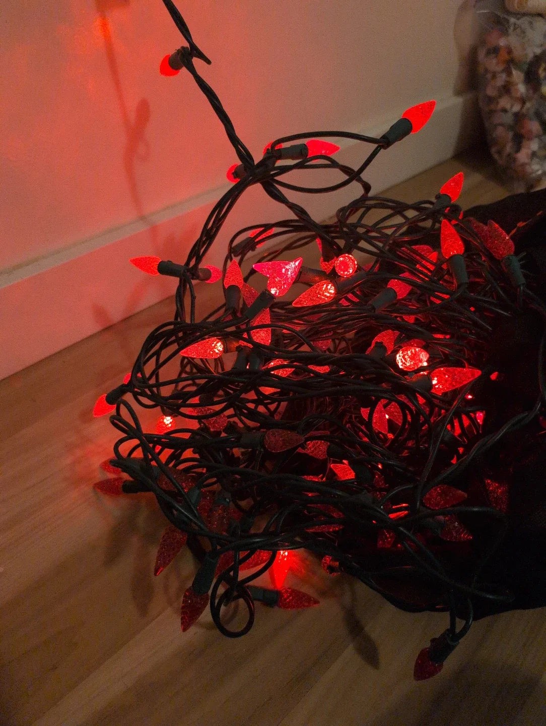 Red Christmas String Lights image indicator(2)