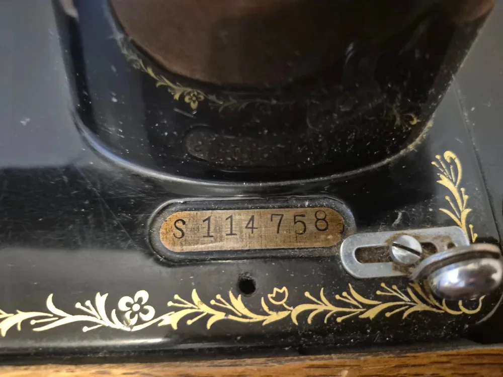 Antique 'Comrie' Treadle Sewing Machine image indicator(6)
