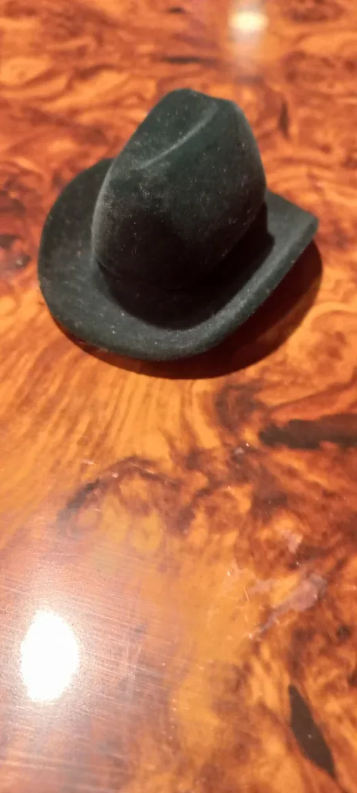 Ring with Hearts image indicator(4)