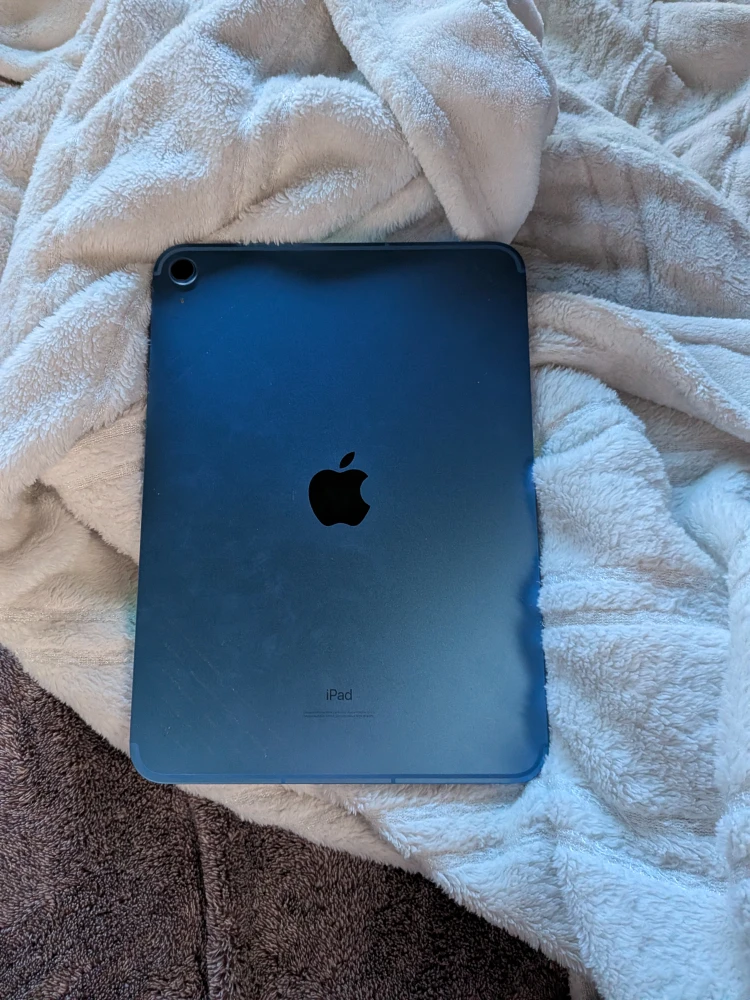 iPad 10th gen, 10.9inch in Blue with Targus Case - photo 3