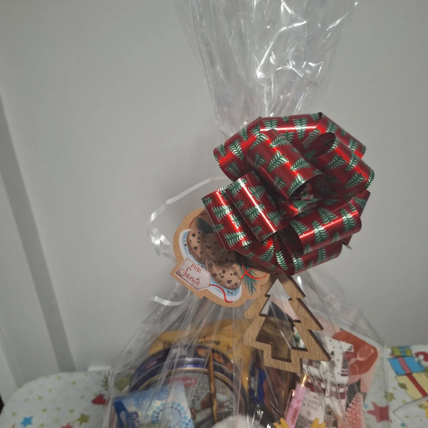 Holiday Gift Basket with Tea, Biscuits, and More! image indicator(2)