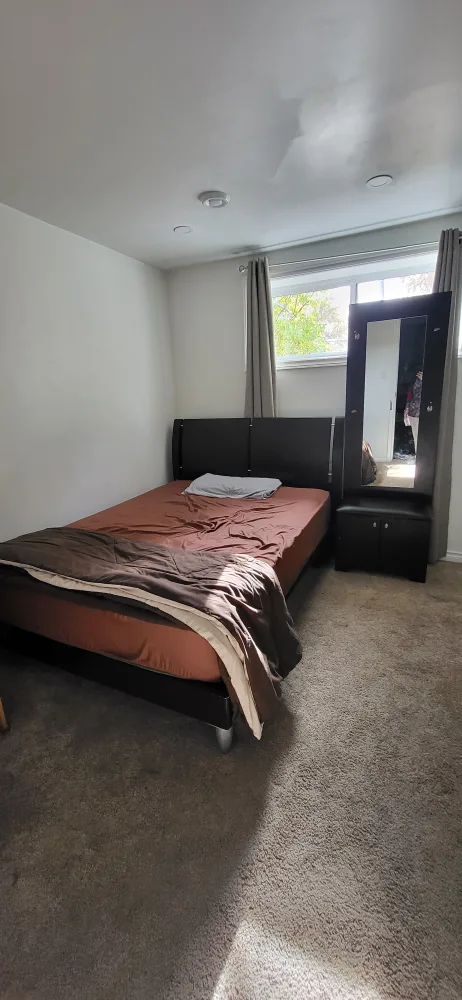 Fully Furnished private room for female only