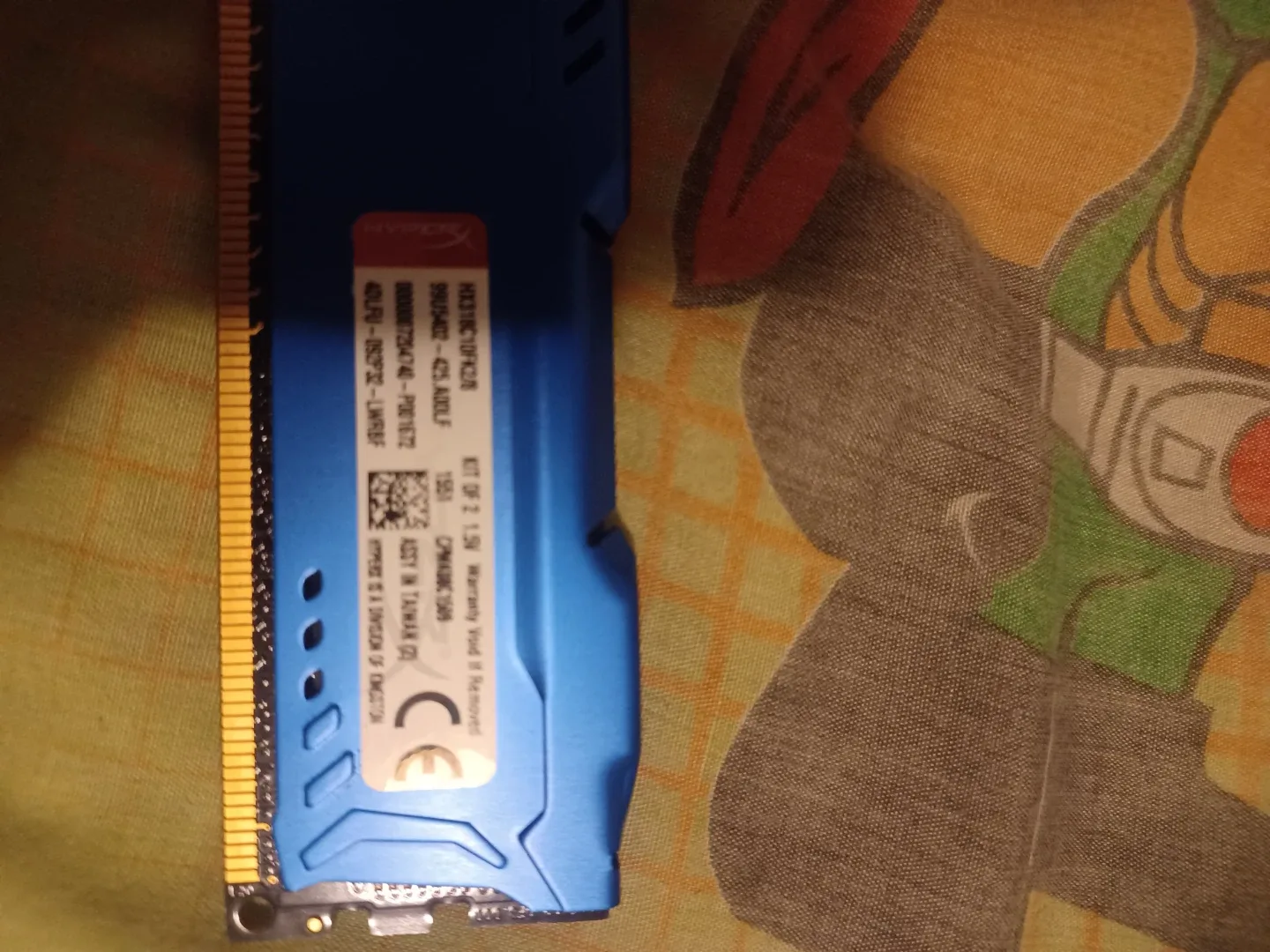 2 sticks of hyperfury DDR3 ram 4GB and 2 sticks of ddr3 2GB ram image indicator(2)