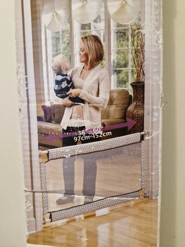 Baby Gate - Evenflo Soft & Wide Extra Portable - photo 4