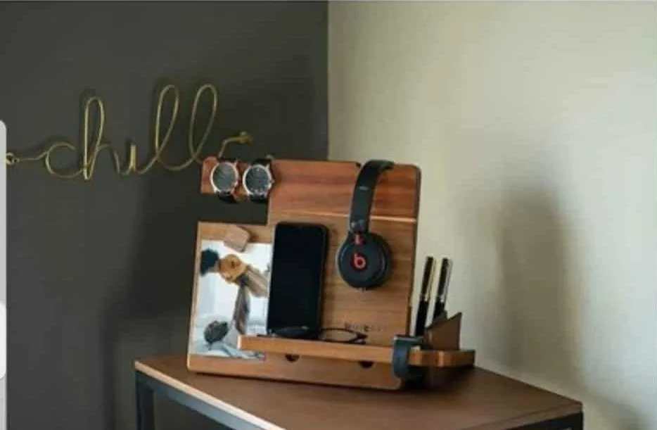 WUTCRFT - Wood Docking Station/Nightstand Organizer with... image indicator(4)