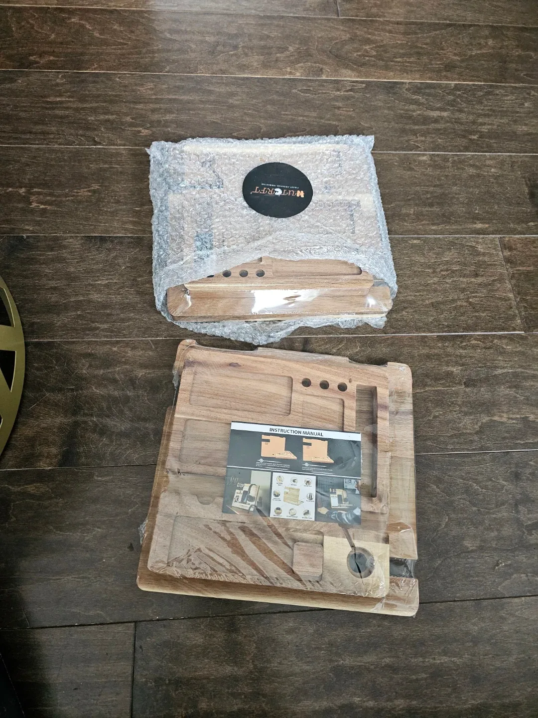 WUTCRFT - Wood Docking Station/Nightstand Organizer with... image indicator(8)