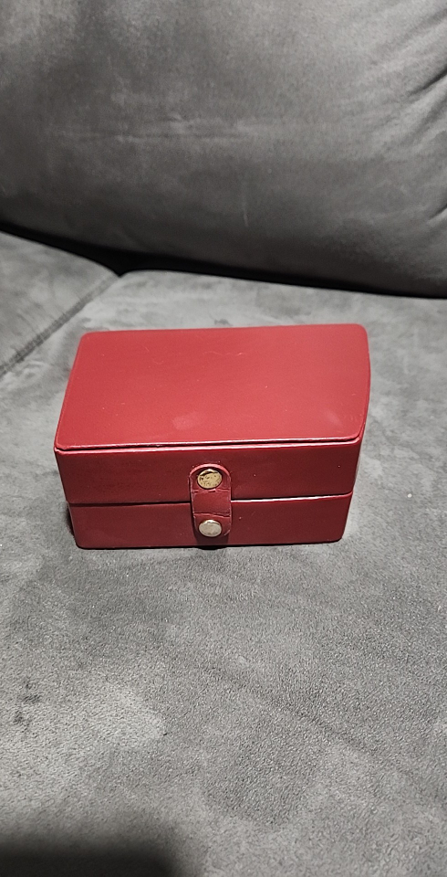 Red Faux Leather Jewelry Box - photo 4