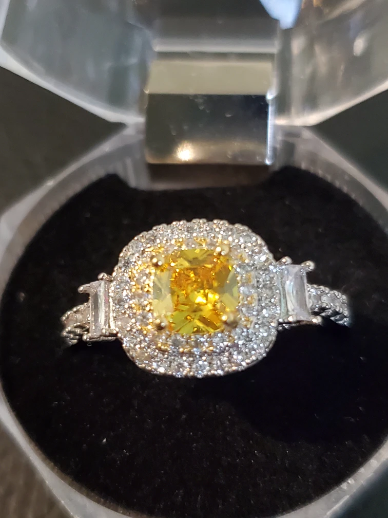 Yellow Gemstone Ring - photo 4