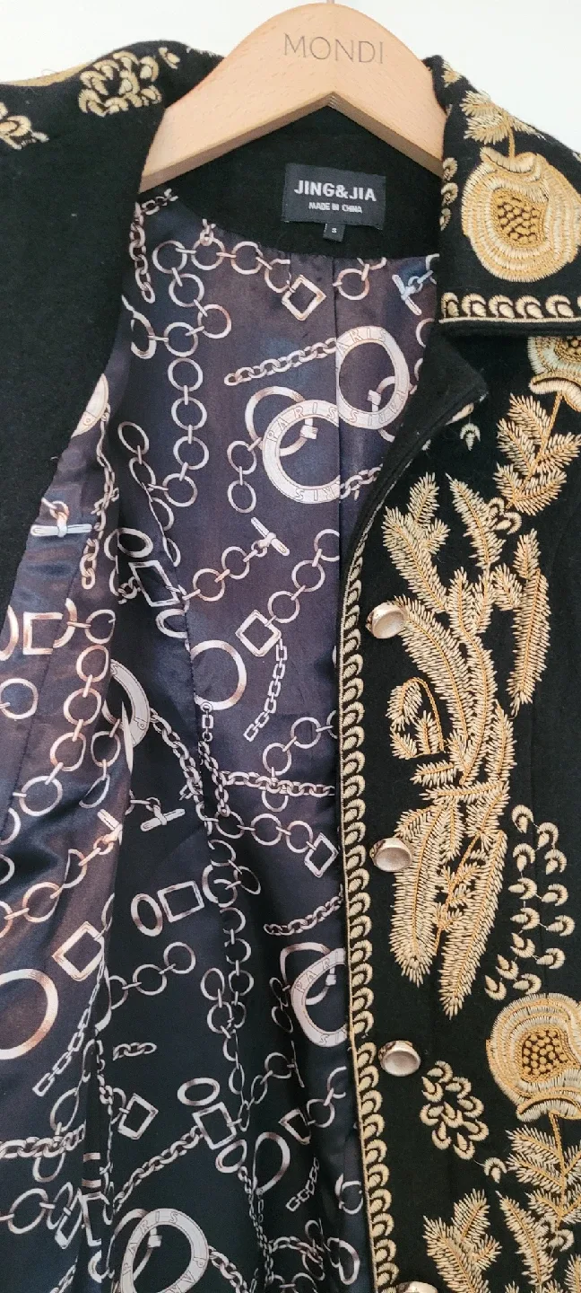 Jing&Jia Black Embroidered Coat - Size S image indicator(3)