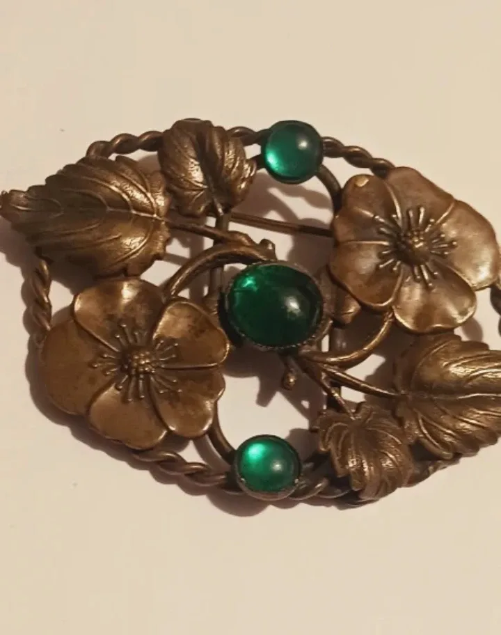 Rare Antique Floral Brooch with Green Stones image indicator(2)