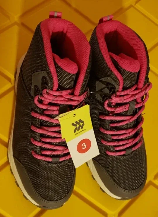 New All in Motion Dawson Hiking Boots - Size 3