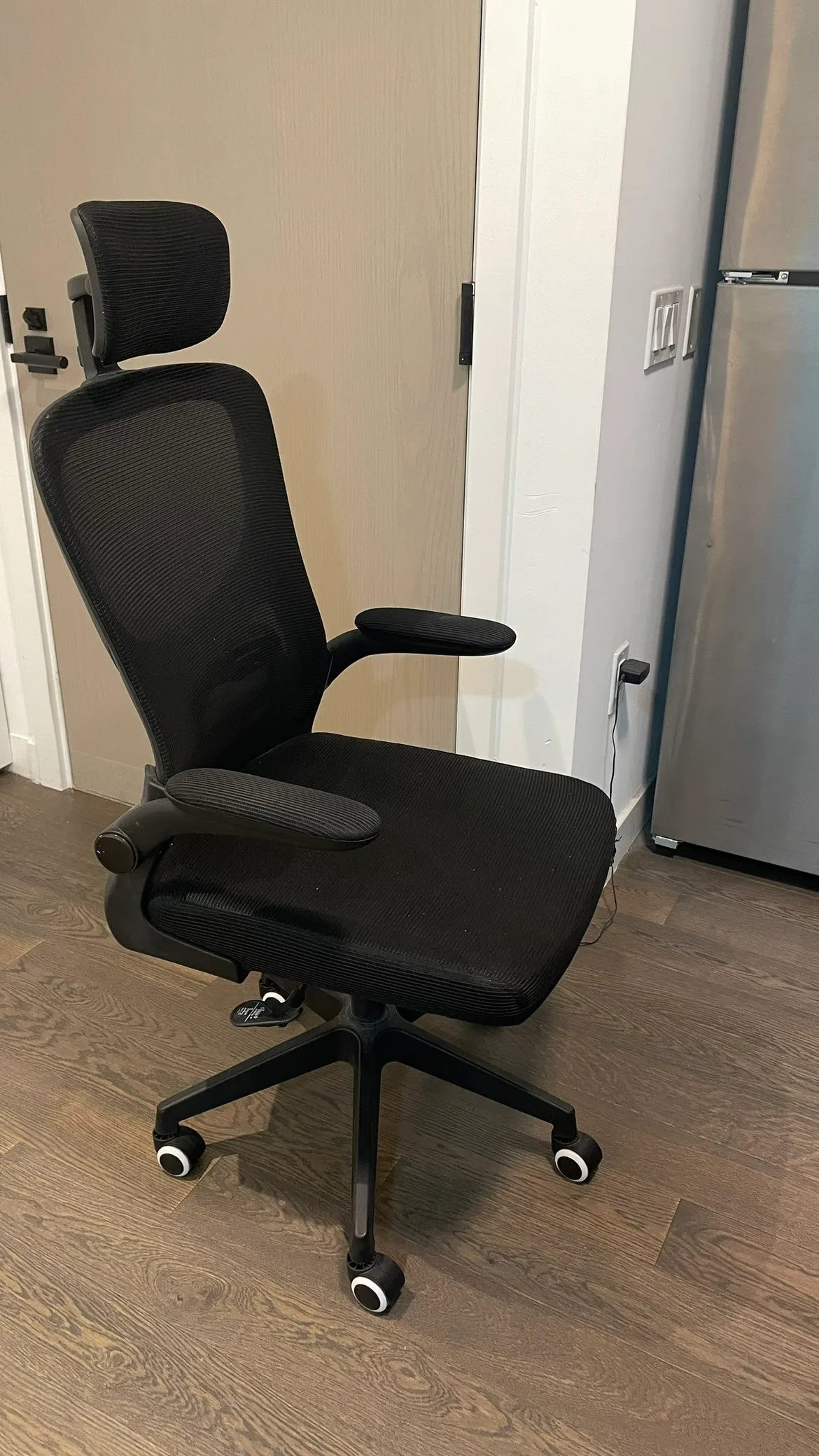 Office Chait image indicator(2)