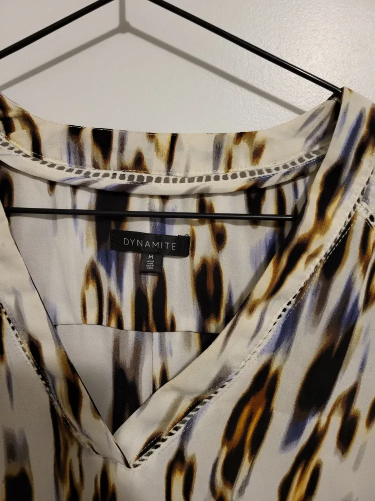 DYNAMITE Womens Blouse (Like New)